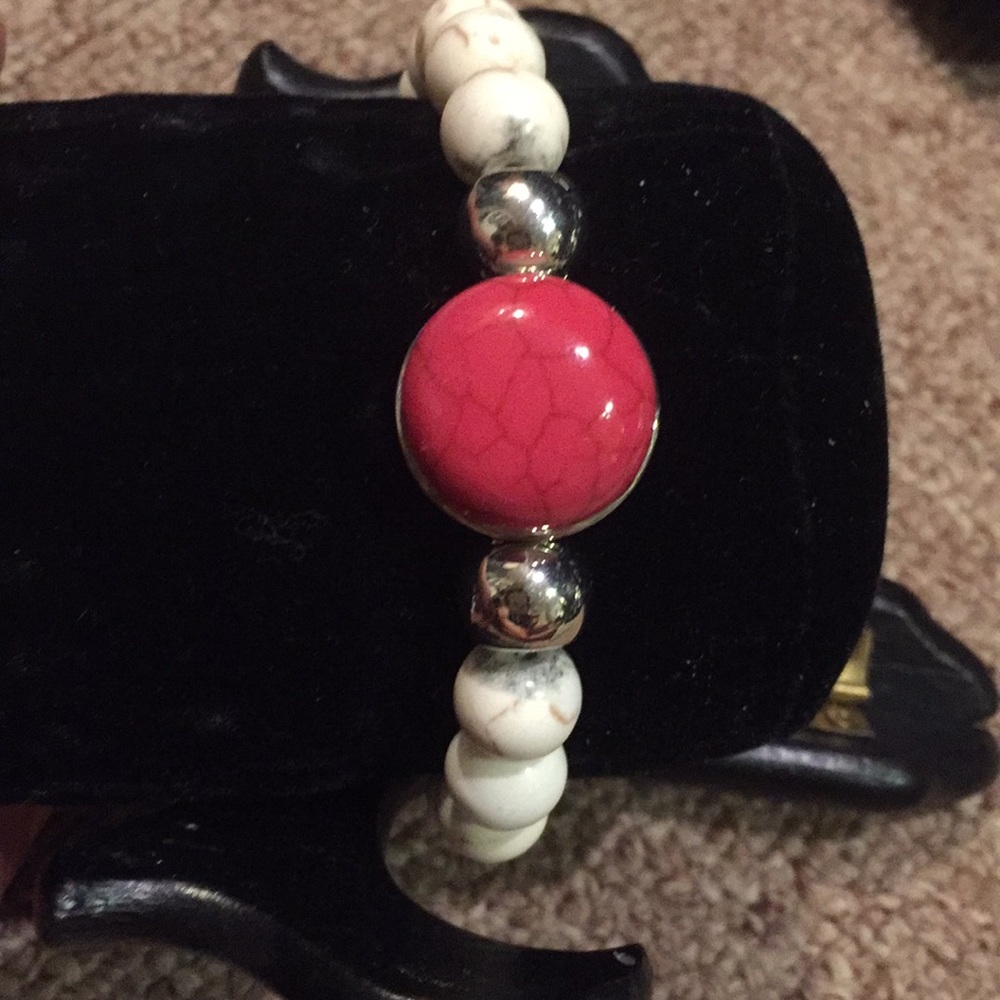 Handmade natural stone beaded bracelet